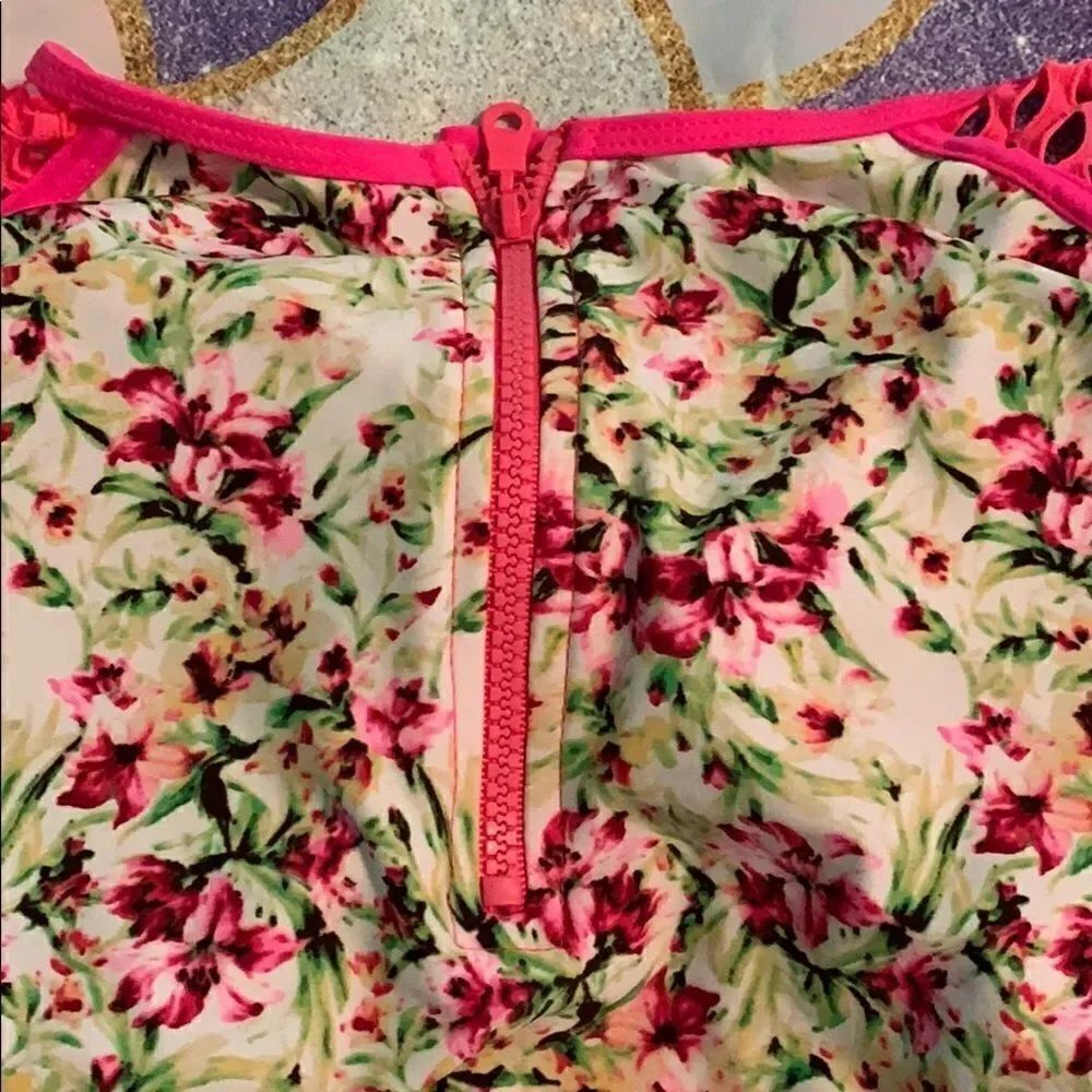 Timibikini Swim suit   - Picture 3 of 3